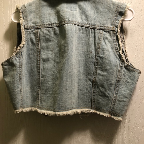 Blue jean jacket - Picture 3 of 3